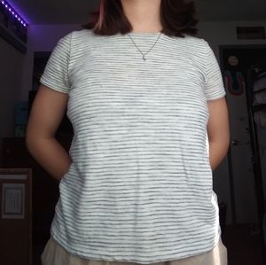 grey and white stripped t-shirt